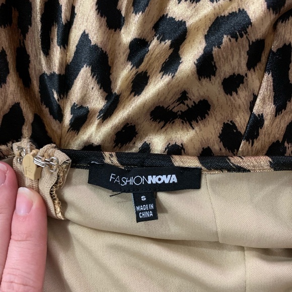 Fashion nova leopard print backless mini dress - Picture 3 of 5